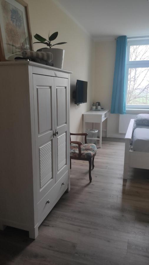 Herrenhaus Schmoelen Gbr 베네위츠 외부 사진