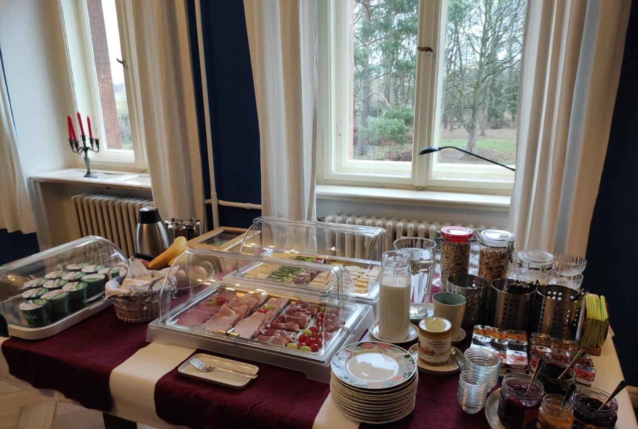 Herrenhaus Schmoelen Gbr 베네위츠 외부 사진